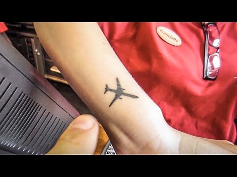 AMAZING TRAVEL TATTOO